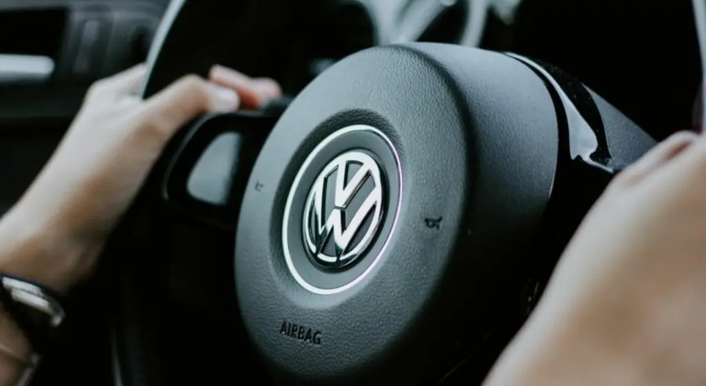 Πρώην αξιωματούχοι της Volkswagen δικάζονται για το σκάνδαλο “ντίζελγκεϊτ”