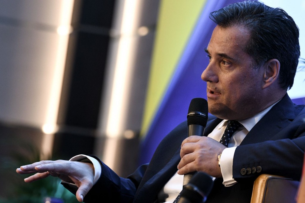 Ο Άδωνις αφήνει ανοιχτό το ενδεχόμενο εάν θα υπάρξουν τελικά μεικτοί χώροι