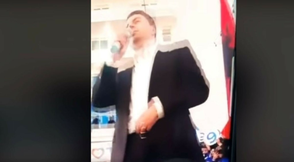 Viral η “φαγούρα”στο… επίμαχο σημείο του επίδοξου Αλβανού πρωθυπουργού (vid)