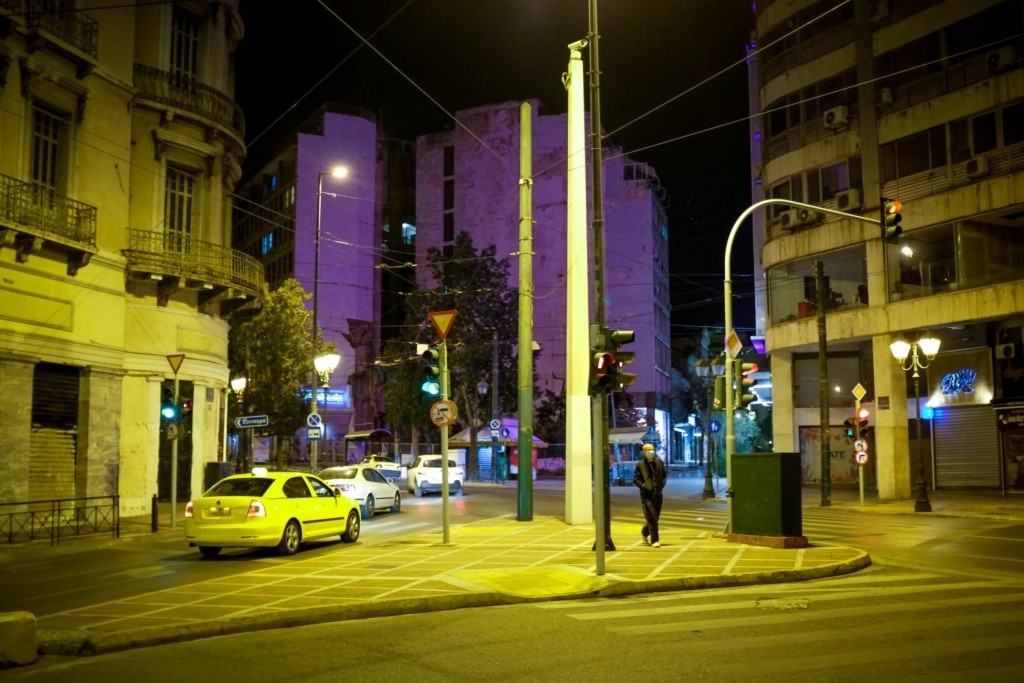 Κυκλοφοριακές ρυθμίσεις στη Λεωφόρο Δραπετσώνος μετά από ανατροπή βυτιοφόρου