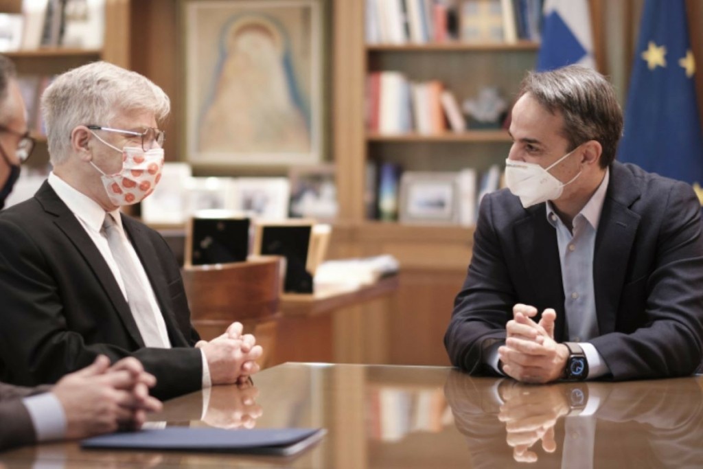 Στην Αθήνα ο Ισραηλινός γιατρός που ανακάλυψε το φάρμακο για τον κορονοϊό (vid)