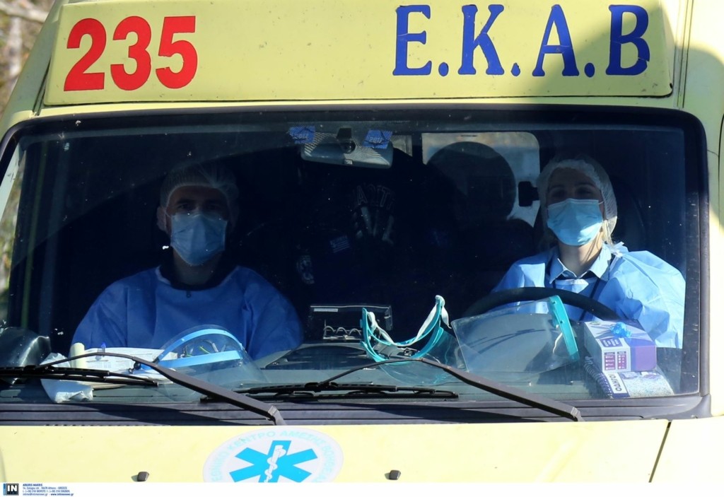 Οικογενειακή τραγωδία στη Θεσσαλονίκη: Πατέρας και γιος πέθαναν μαζί από κορονοϊό