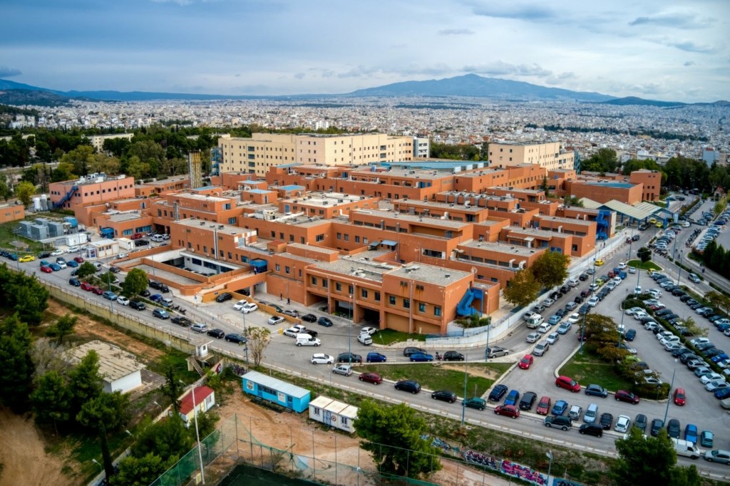 Εισέβαλλαν αρνητές του κορονοϊού στο Αττικό – Η απίστευτη καταγγελία