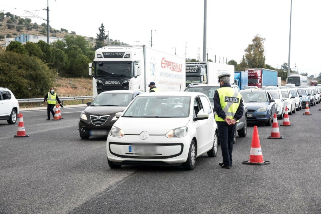 Απορίες πολιτών στα διόδια για… γέλια και για κλάματα! (vid)