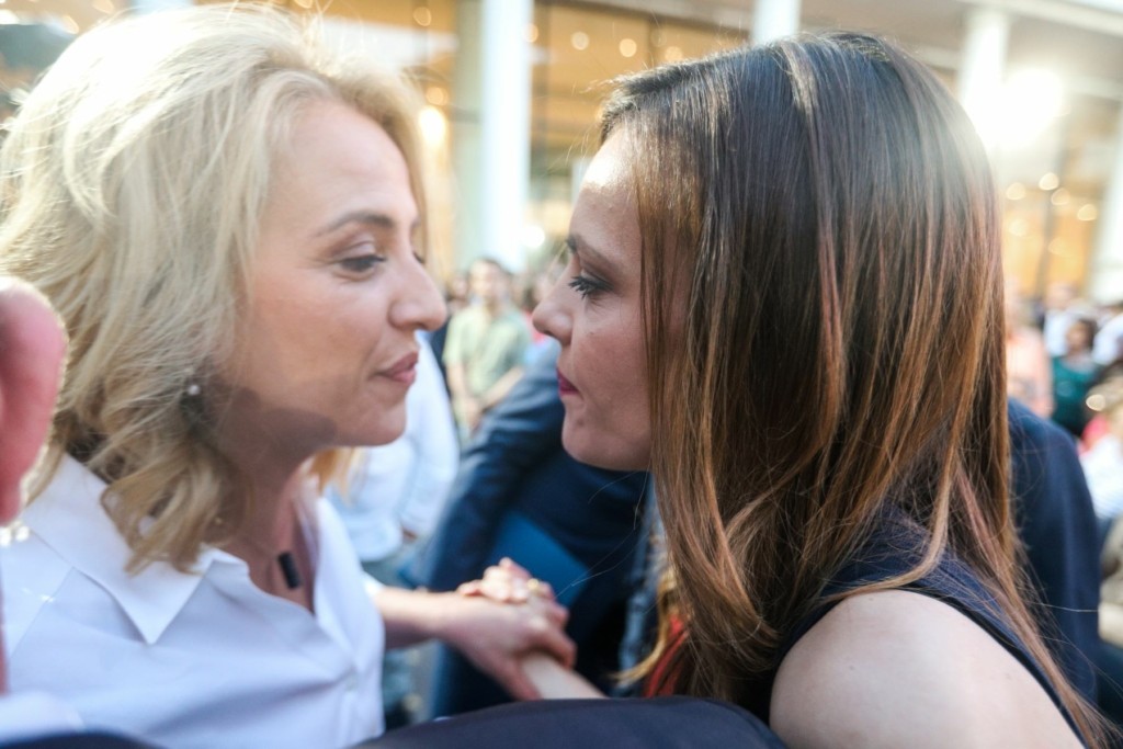 Η Έφη και η Ρένα σε θέση… μάχης