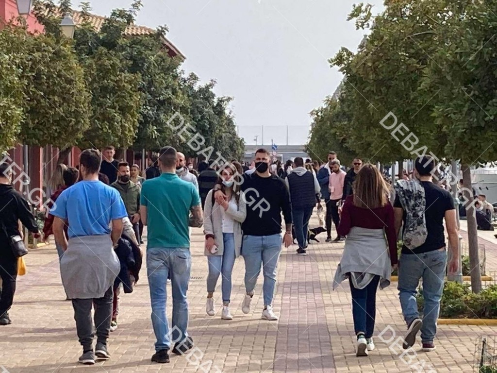 Κοσμοπλημμύρα και πάλι στη Μαρίνα Φλοίσβου (pics&vid)
