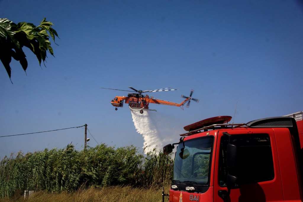 Συναγερμός στην Πυροσβεστική από φωτιά στη Χιόνα Αχαΐας