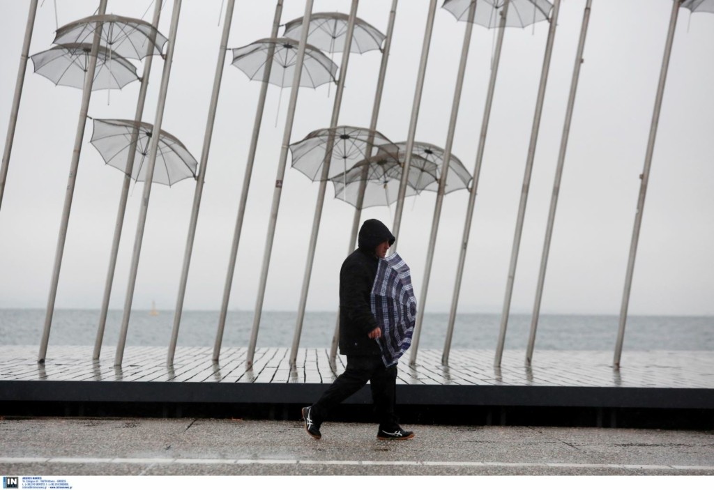 Παραμένει βροχερός ο καιρός την Κυριακή των Βαΐων