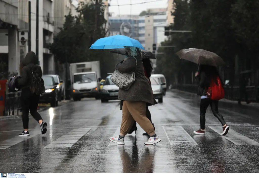 Συνεχίζεται η επέλαση της κακοκαιρίας “Αθηνά” – Που θα “χτυπήσουν” καταιγίδες και χαλάζι