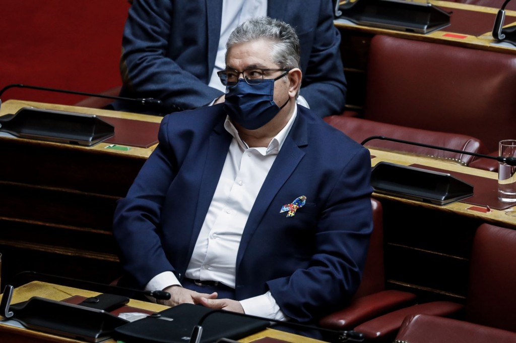 Ο Δημήτρης Κουτσούμπας έκανε την τρίτη δόση εμβολίου