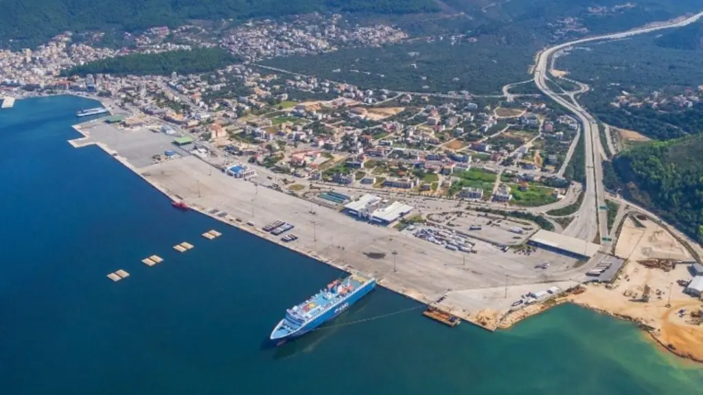 Επτά υποψήφιοι επενδυτές διεκδικούν το λιμάνι της Ηγουμενίτσας