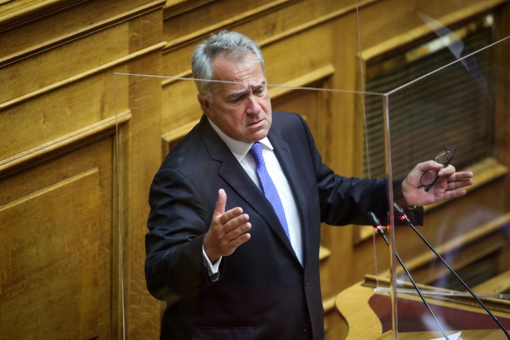 “Σφάζονται” στη Βουλή για την ψήφο των απόδημων