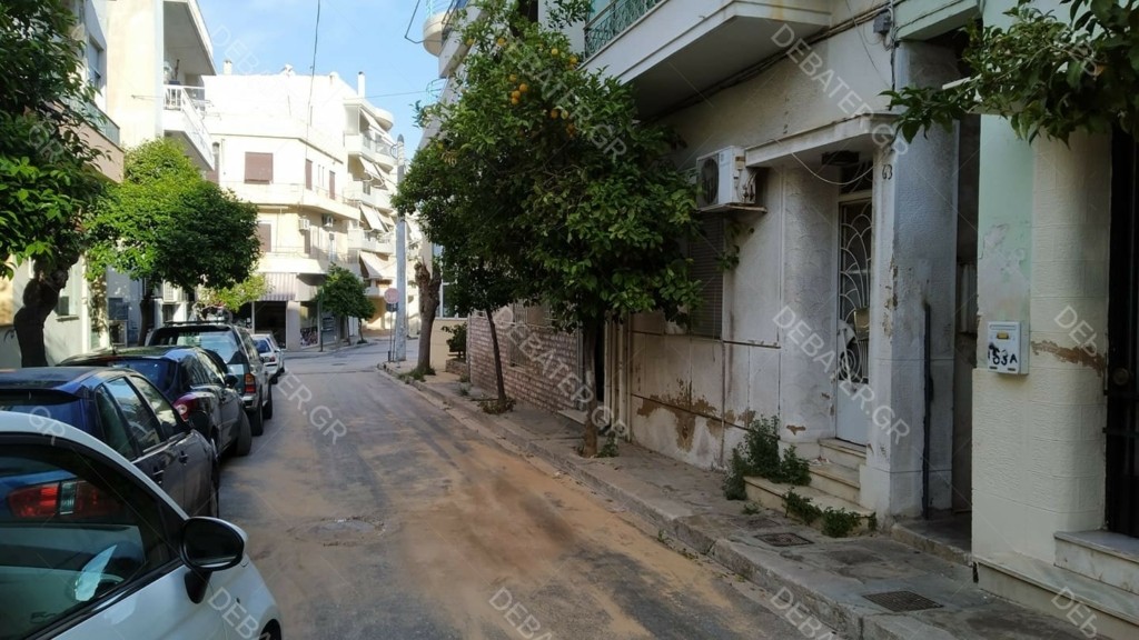 Βύρωνας – “Τις περίμενε και τις περιέλουσε με πετρέλαιο”, λέει ο πατέρας της μιας ανήλικης(vid)