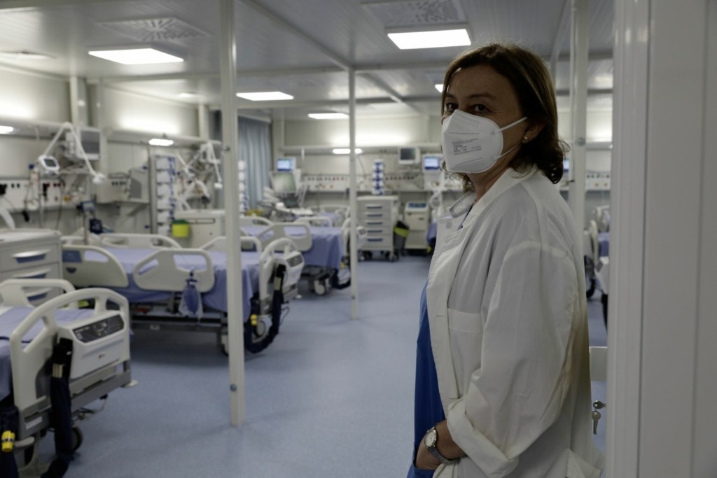 Σκουτέλης – Nα συνεχιστούν τα μέτρα μέχρι να “πατήσουμε κάτω” τον κορονοϊό (vid)