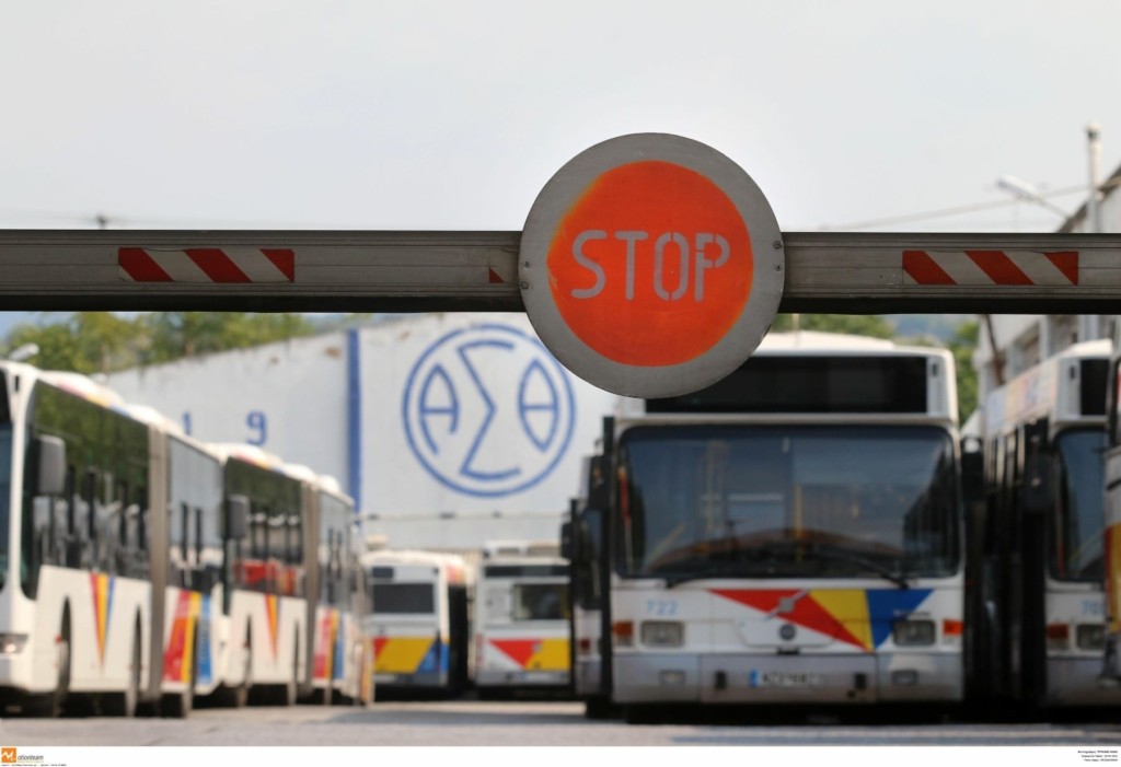 Μεροκάματο “του τρόμου” στα ΜΜΜ – Πέθανε οδηγός του ΟΑΣΘ από κορονοϊό (vid)