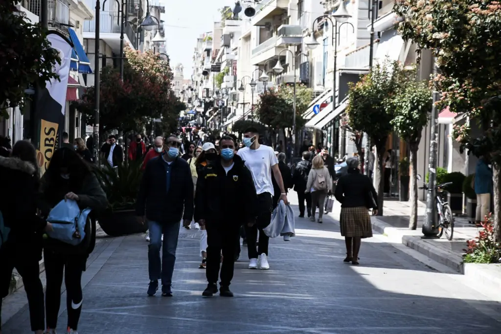 Ανοικτά τα καταστήματα αύριο Κυριακή – Αναλυτικά το εορταστικό ωράριο