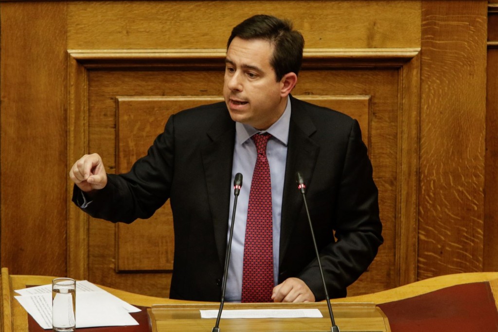 Το πρώτο μήνυμα του Νότη Μηταράκη μετά την παραίτηση – Παραδέχομαι τη λάθος κρίση μου να βρεθώ εκτός Αθηνών