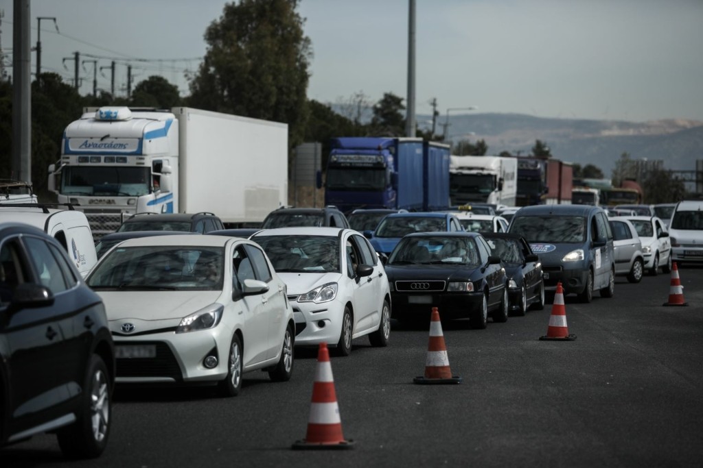 Εσείς θα πάτε το Πάσχα στο χωριό ή θα παραμείνετε στο σπίτι σας;
