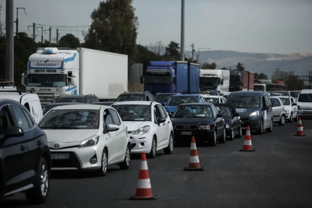 Εσείς θα πάτε το Πάσχα στο χωριό ή θα παραμείνετε στο σπίτι σας;