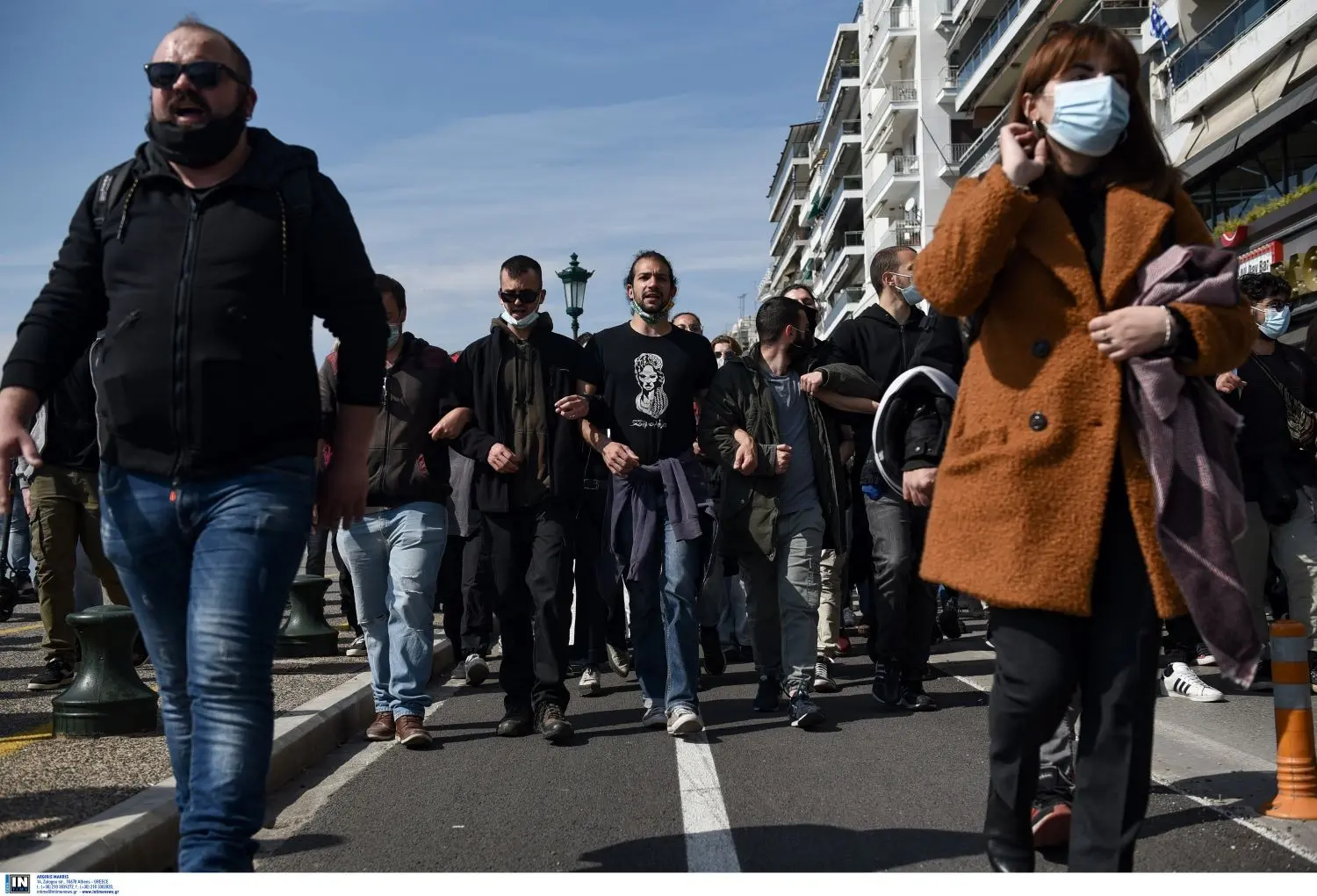 Συγκέντρωση αρνητών των self test στο κέντρο της Θεσσαλονίκης (pics&vid)
