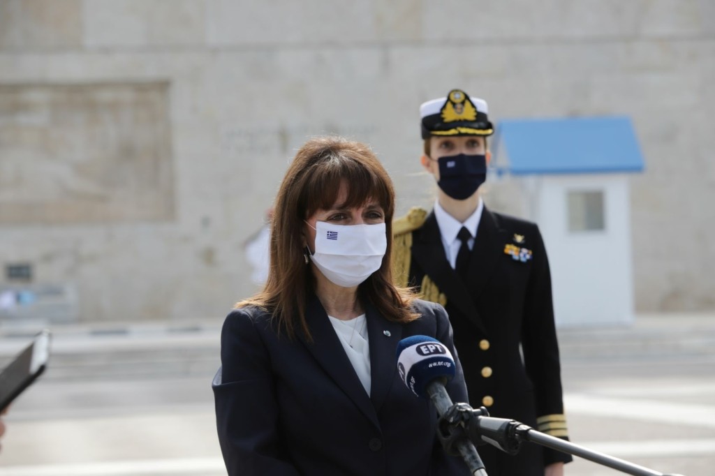 Η Κατερίνα Σακελλαροπούλου τίμησε τους Φιλέλληνες που εμπνεύστηκαν από την Ελληνική Επανάσταση (pics)