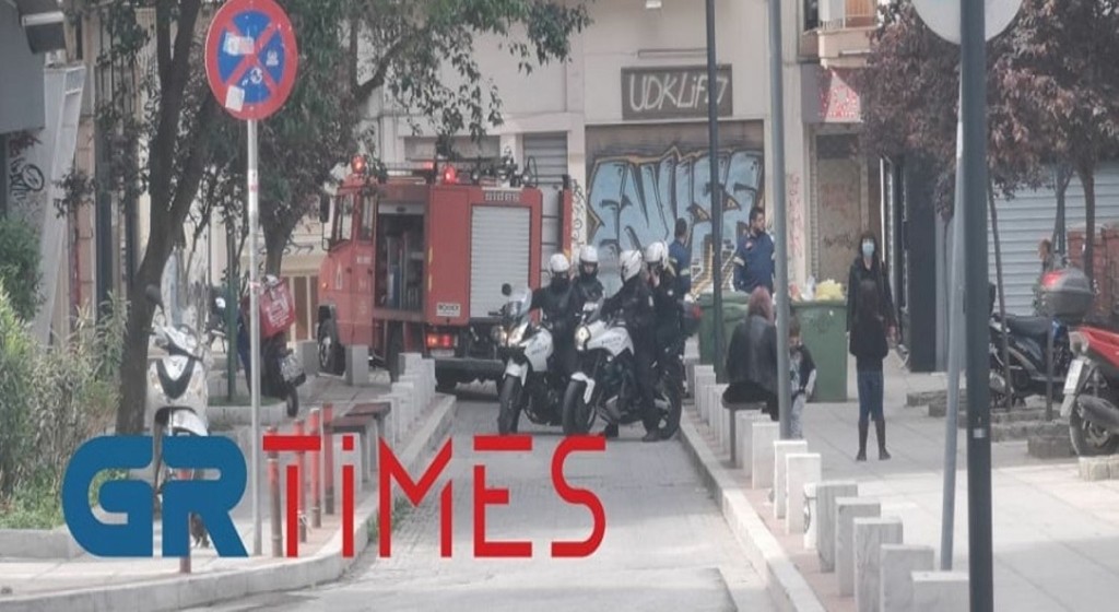 Συναγερμός για πυρκαγιά στο κέντρο της Θεσσαλονίκης (pics&vid)