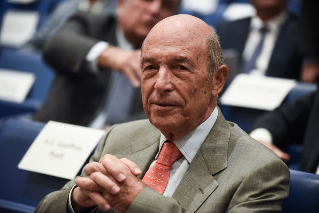 Κώστας Σημίτης: Ενός λεπτού σιγή πριν τους αγώνες των πρωταθλημάτων μπάσκετ μετά την κήρυξη τετραήμερου εθνικού πένθους