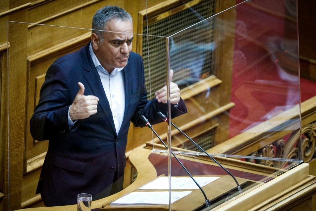 Άρθρο-παρέμβαση του Πάνου Σκουρλέτη – “Το 2021 ο νεοφιλελευθερισμός της ΝΔ διεύρυνε τις ανισότητες και έβλαψε την κοινωνία”