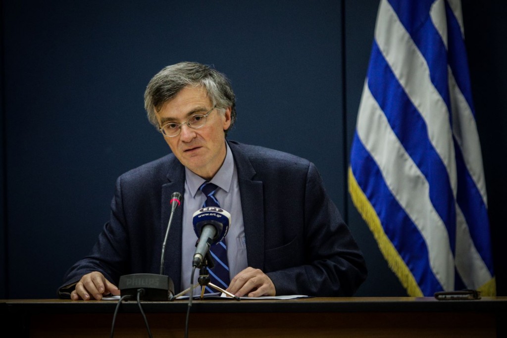 Ο Σωτήρης Τσιόδρας επιστρέφει – Νέα επιτροπή εμπειρογνωμόνων στη σκιά της έξαρσης της πανδημίας