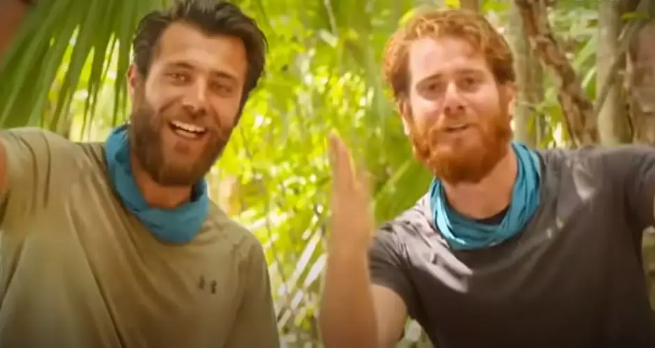 James-Μπάρτζης κάνουν “τσαχπινιές” στην κάμερα και πανηγυρίζουν την αποχώρηση του Παππά (vid)