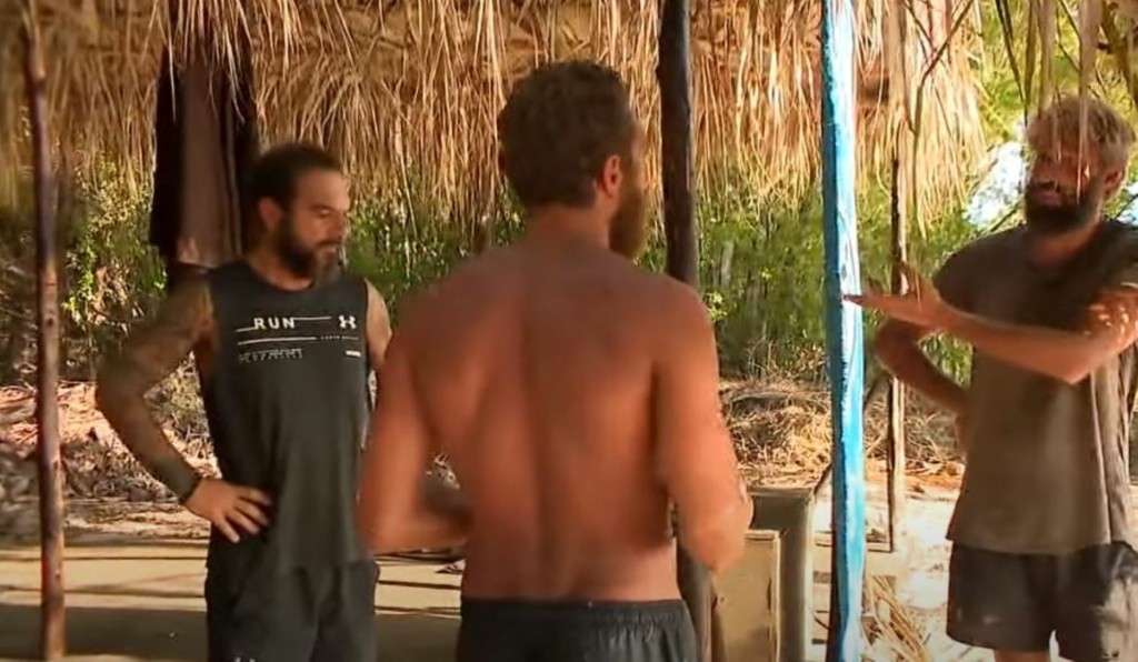Τριαντάφυλλος και Παππάς “δικάζουν” την καλή πράξη του Κόρομι (vid)