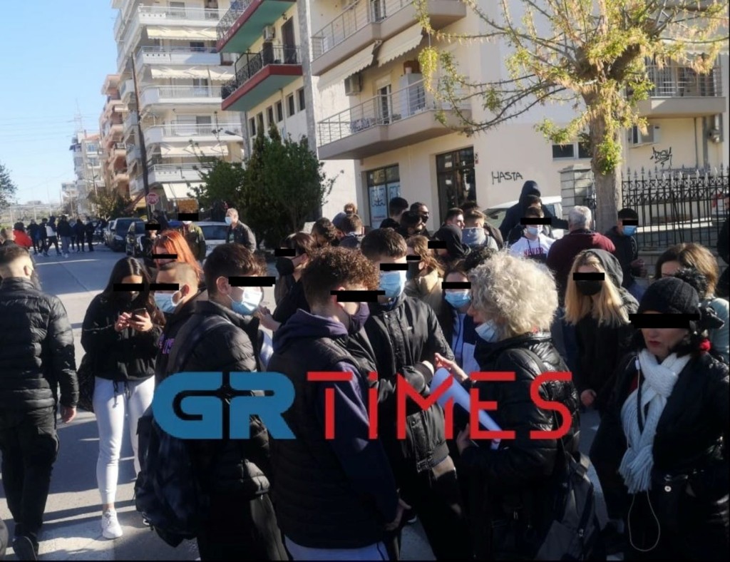 Self test: Παρέμβαση εισαγγελέα για αντιδράσεις γονέων στη Θεσσαλονίκη