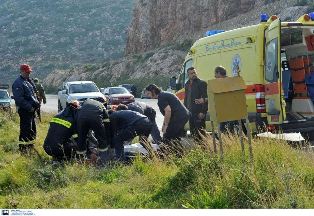 Νέα στοιχεία για το τροχαίο στην Κρήτη – Με μηχανή έπεσαν στον γκρεμό (pics)