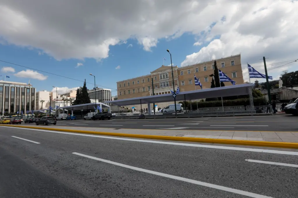 Αποχή από τις ονομαστικές ψηφοφορίες αποφάσισε ο ΣΥΡΙΖΑ