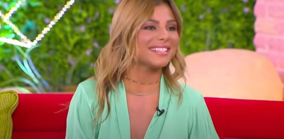 Η Ελευθερία Ελευθερίου τα “βάζει” με James και Μπάρτζη – (vid)