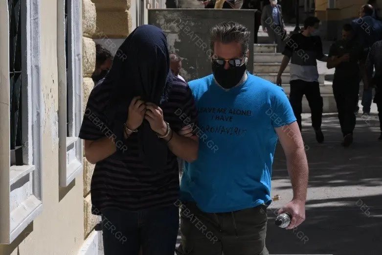 Στην Ευελπίδων ο 22χρονος επιδειξίας της Νέας Σμύρνης (pics)