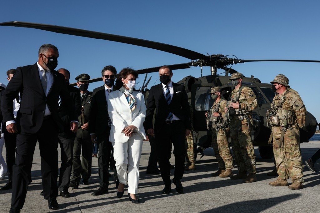 Σακελλαροπούλου από τον Έβρο – Η Ελλάδα δεν δέχεται απειλές από κανέναν (pics)