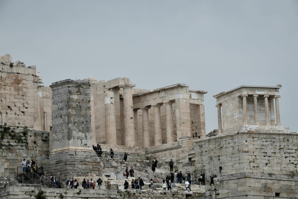 Σήμερα οι αποφάσεις για μουσεία, σινεμά, θέατρα, συναυλίες, κατάργηση SMS και ωράριο