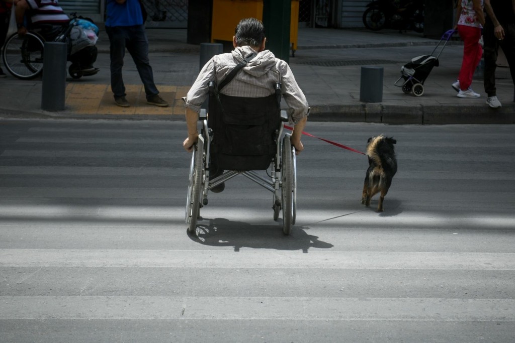 Απόφαση τομή για τα άτομα με αναπηρία – Συγκροτείται η Εθνική Αρχή Προσβασιμότητας
