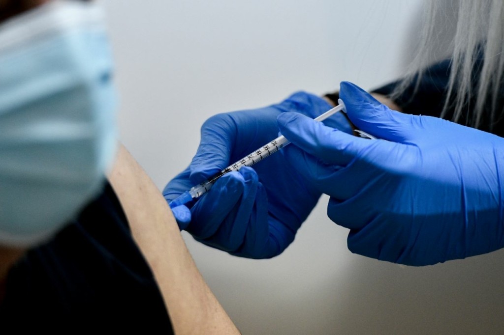 Νεκρή 63χρονη γυναίκα στη Μυτιλήνη – Είχε κάνει το εμβόλιο AstraZeneca