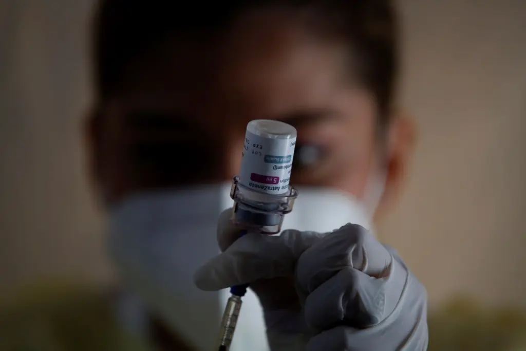 Βρετανία – “Όχι” στο AstraZeneca για τους κάτω των 40 ετών