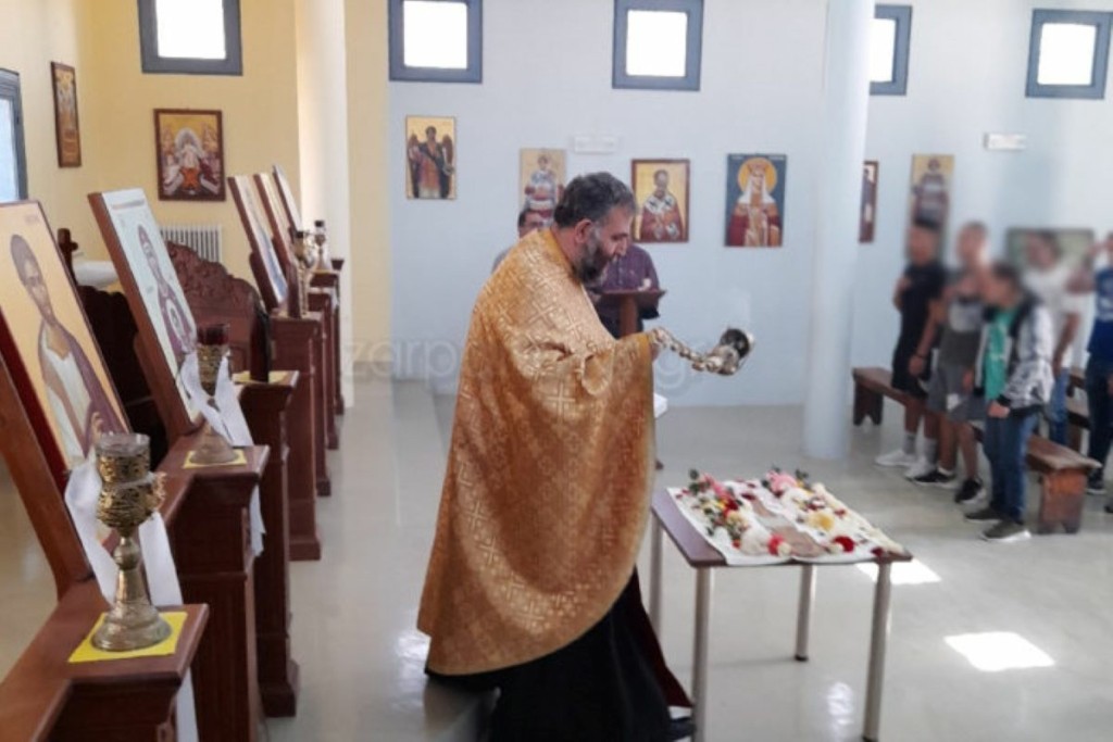Επιτάφιος για πρώτη φορά στο εκκλησάκι των φυλακών στα Χανιά (pics)