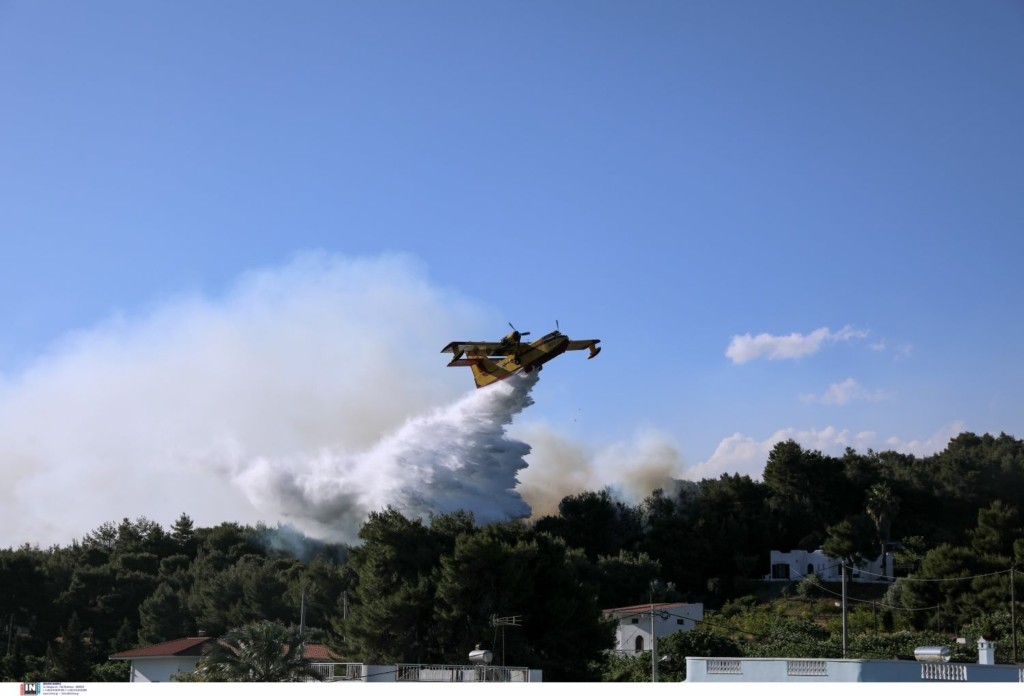 Έκτακτη ενημέρωση από τον Χαρδαλιά για τις φωτιές το απόγευμα του Σαββάτου