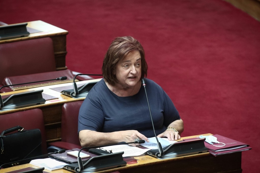 Καταπέλτης η Γιαννάκου – Θλιβερά τα όσα είπε ο Τσιάρας, θα έκανε τις ίδιες παρατηρήσεις για έναν άνδρα;
