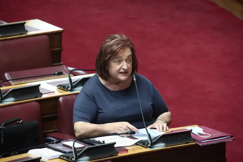 Η Μαριέττα Γιαννάκου κόλλησε κορονοϊό – Πώς είναι η κατάσταση της υγείας της