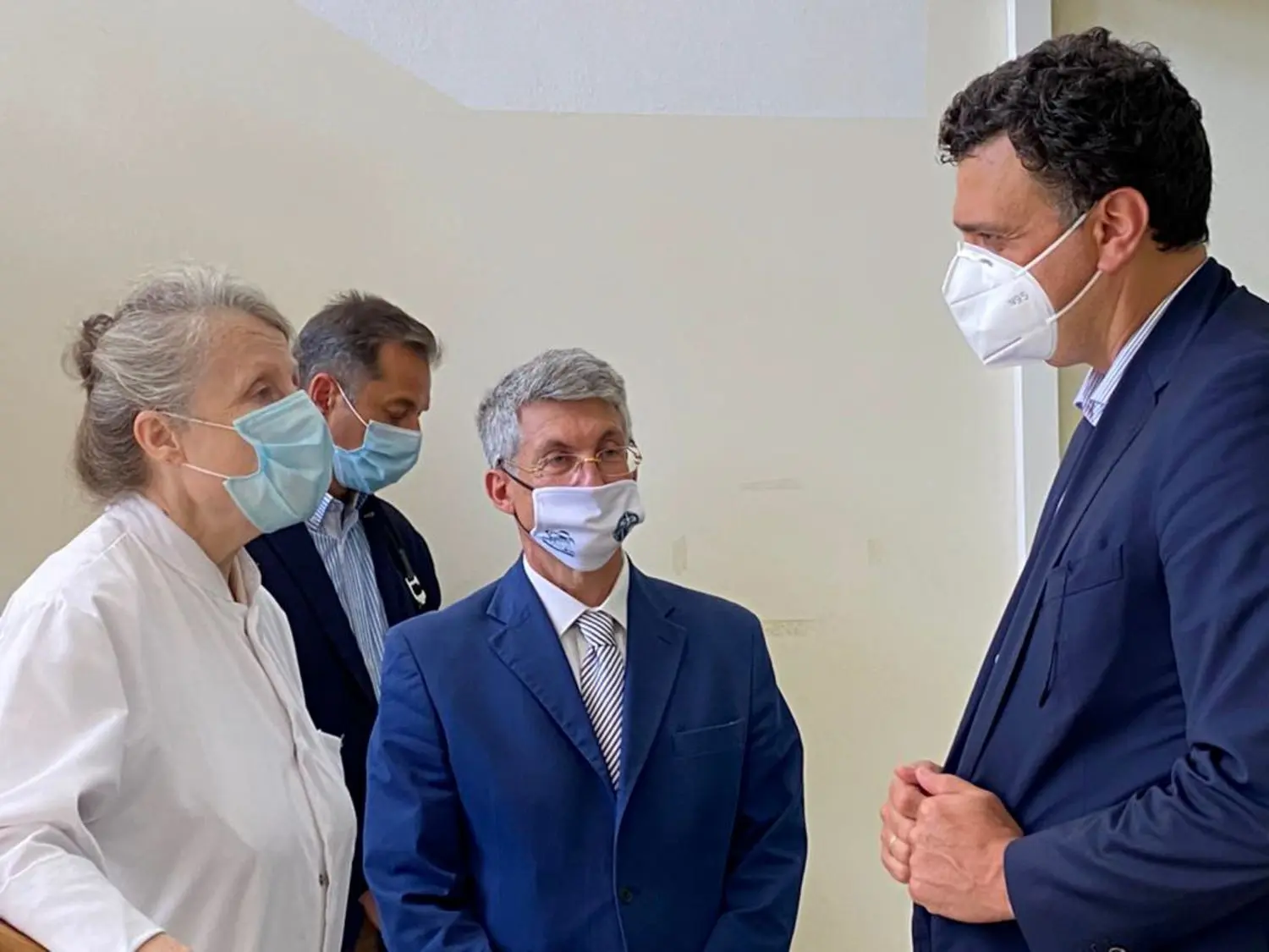 Εξασφαλίστηκαν τα ελληνικά νησιά με τις νέες δόσεις εμβολίων που έφτασαν στην χώρα (pics)