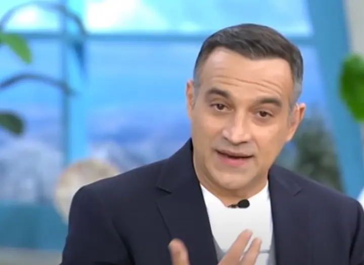 Η ανάρτηση του Κρατερού Κατσούλη για την αποχώρησή του από τη “Φωλιά των Κου Κου” (vid)