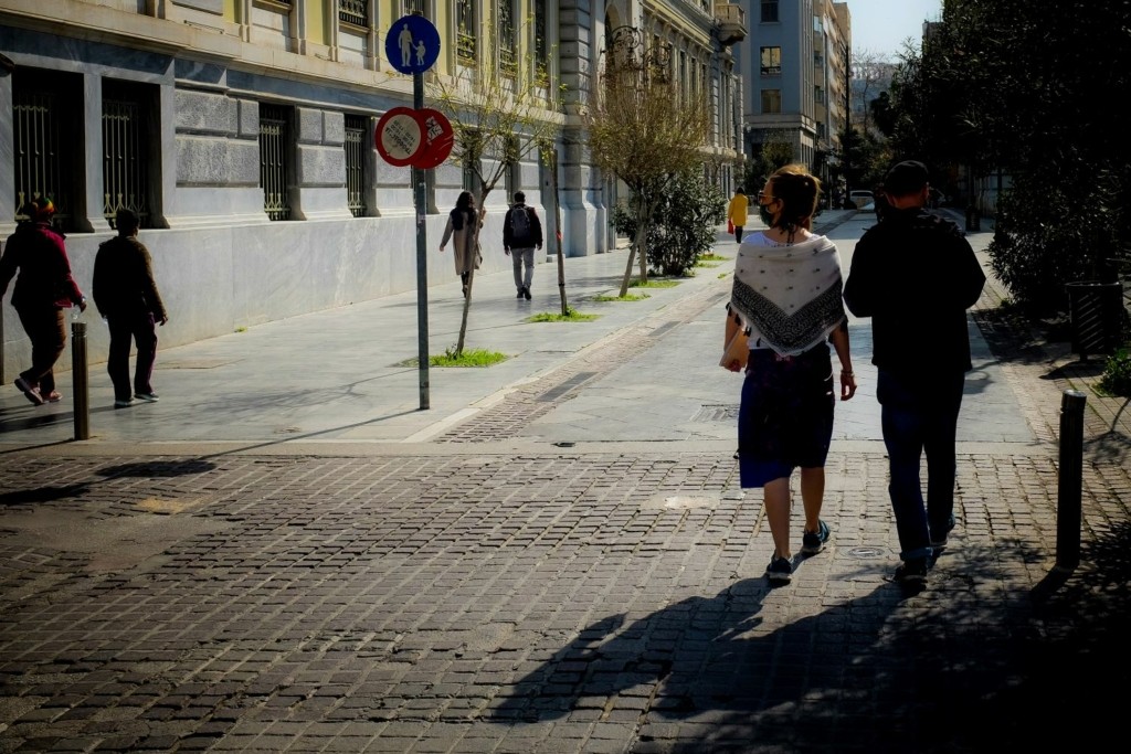 Η Αττική πήρε πάλι την “πρωτιά” στα κρούσματα –  Πόσα ανακοινώθηκαν
