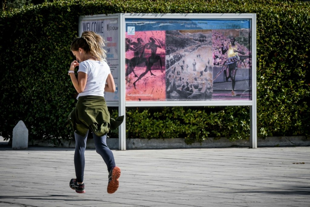 Στην Αθήνα η μαύρη πρωτιά των κρουσμάτων – Ανησυχία για την Αιτωλοακαρνανία
