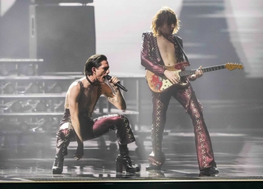 Ποιοι είναι οι Maneskin που κατάφεραν να βρεθούν στην κορυφή της Eurovision (pics&vid)